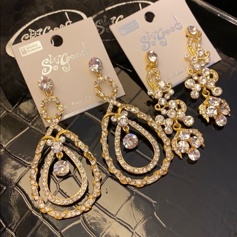 Brand New Bridesmaids set or earnings